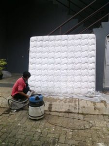 jasa cuci sofa bekasi (4)